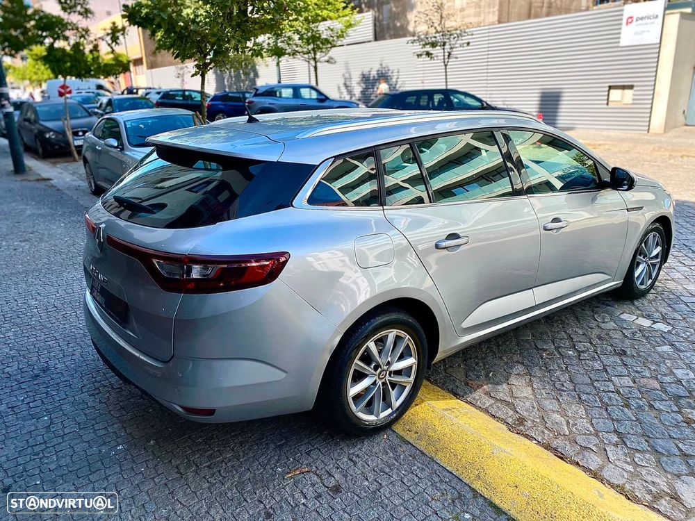 Renault Mégane Sport Tourer 1.5 dCi Comfort SS - 6