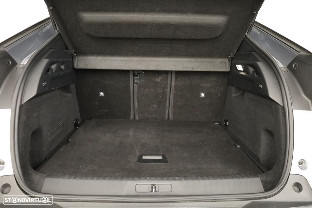Peugeot 3008 1.2 Hybrid Allure e-DCS6 - 22