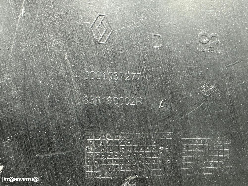 Canto Parachoques Trás Direito - Renault Megane III (Break) - 4