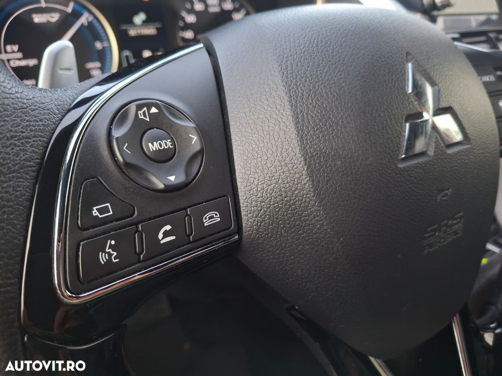 Mitsubishi Eclipse-Cross - 29