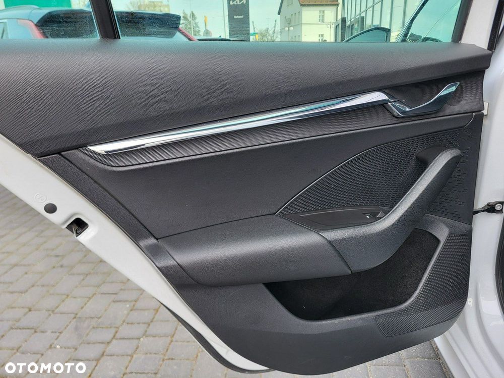 Skoda Octavia - 14