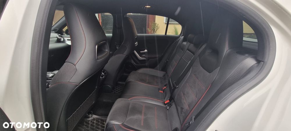 Mercedes-Benz Klasa A 220 4-Matic 7G-DCT - 8