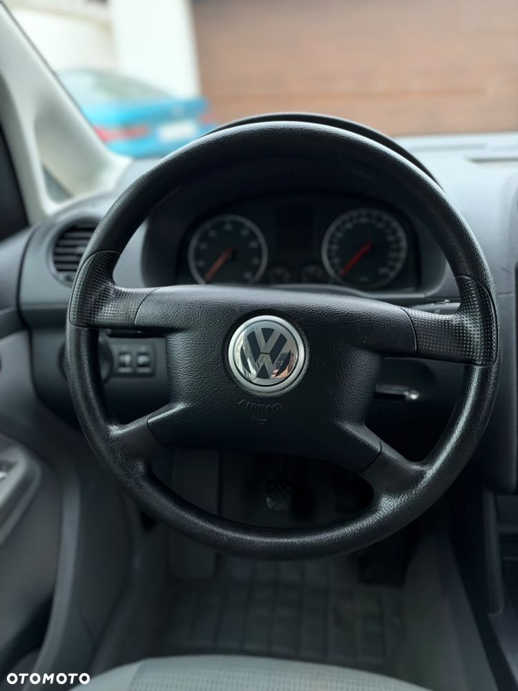 Volkswagen Caddy - 29