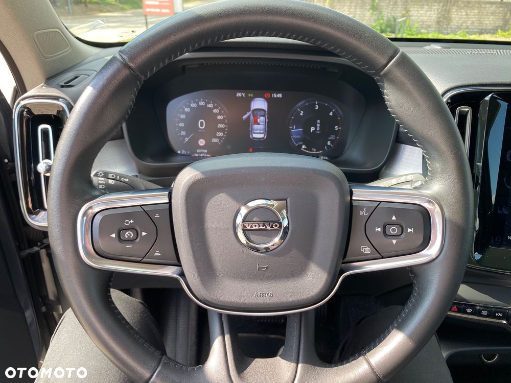 Volvo XC 40 D4 AWD Momentum Pro - 15