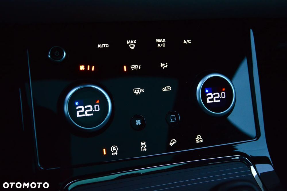 Land Rover Range Rover Evoque D200 Dynamic SE - 29