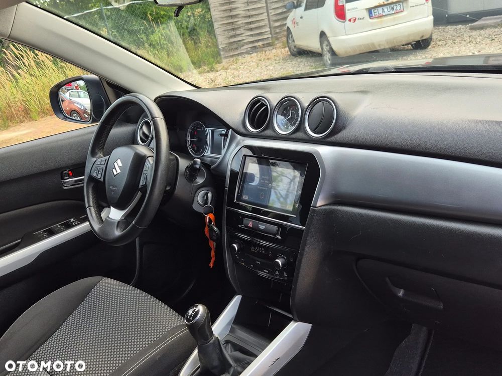 Suzuki Vitara 1.6 (4x4) Allgrip Limited - 32