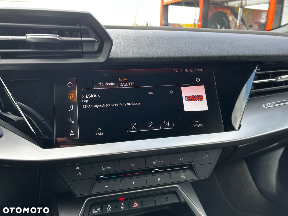 Audi A3 Sportback 35 TFSI S tronic - 21