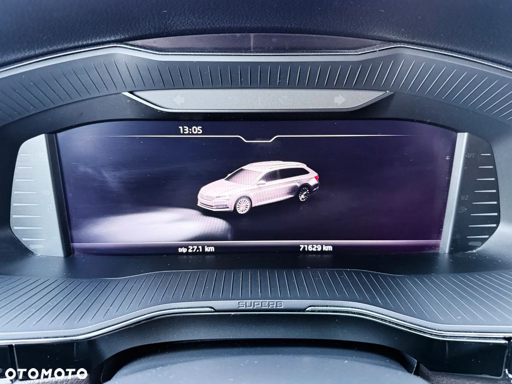 Skoda Superb 2.0 TSI L&K DSG - 37