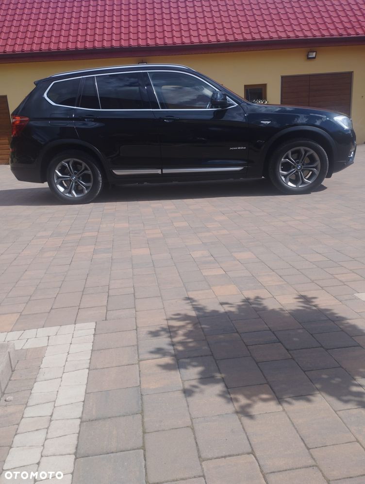 BMW X3 xDrive20d Advantage - 4