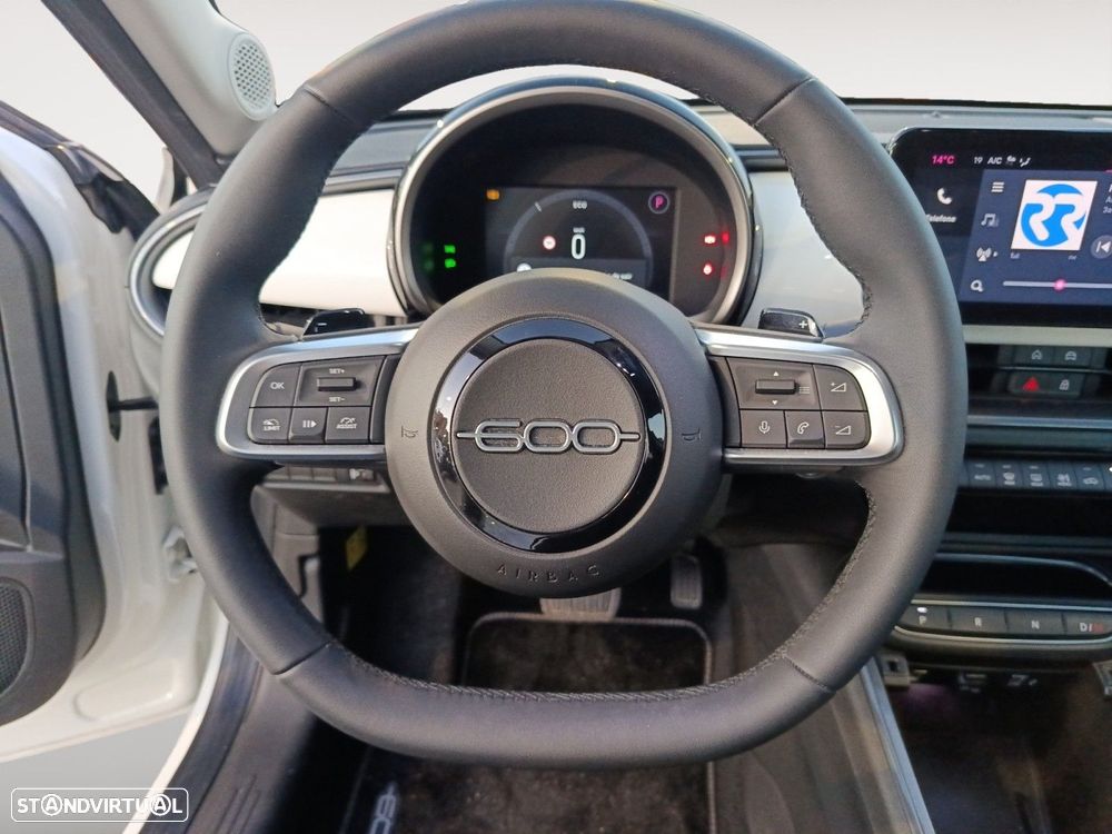 Fiat 600 1.2 Hybrid - 12