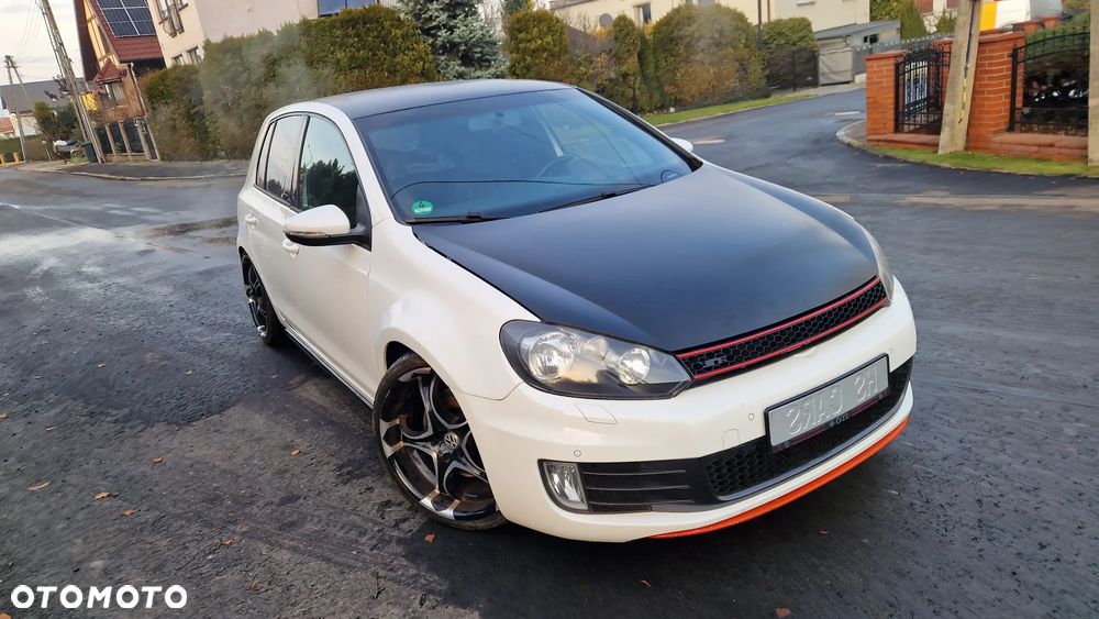 Volkswagen Golf 2.0 TSI GTI - 1
