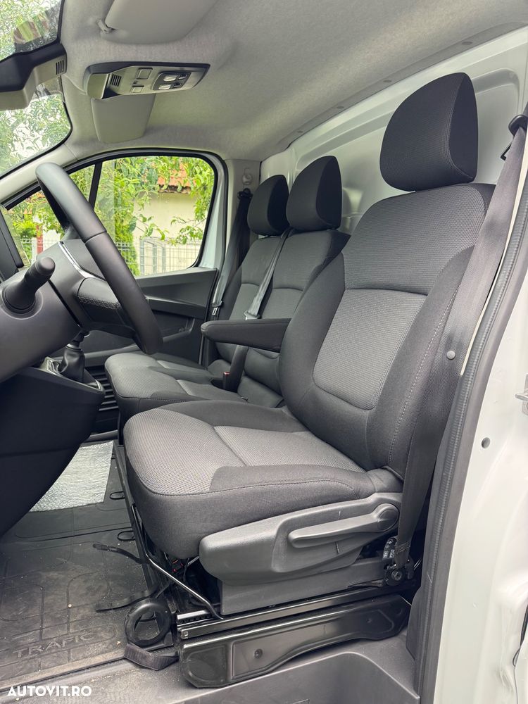 Renault Trafic - 8