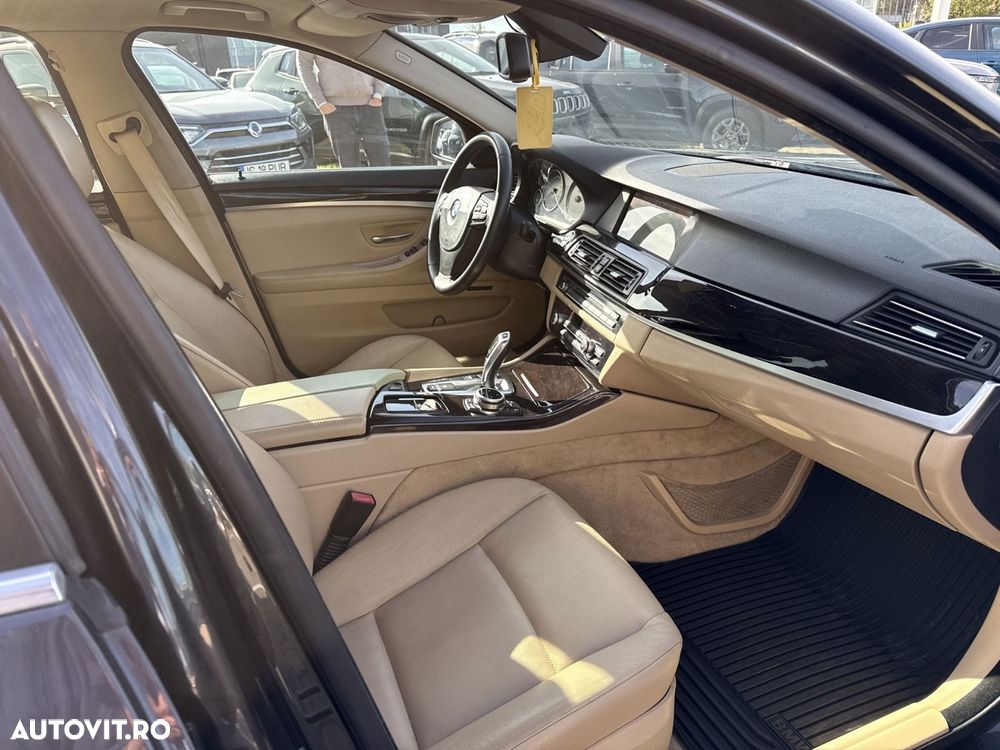 BMW 5 Series 2011 — imagine 10