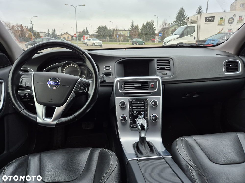 Volvo S60 T5 Geartronic RDesign - 14