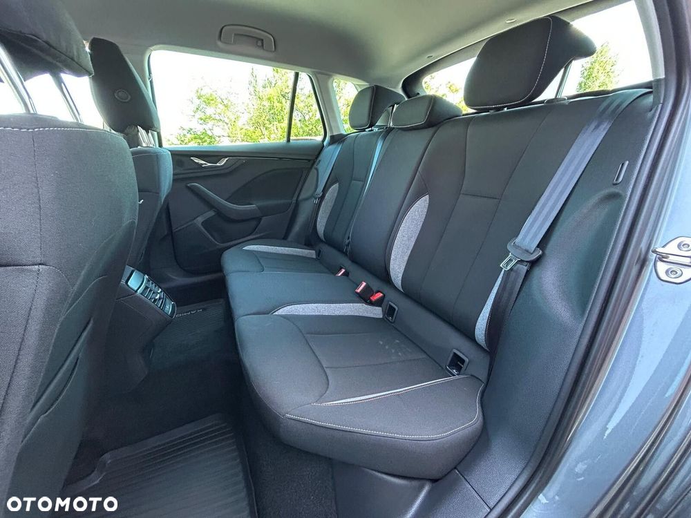 Skoda Kamiq 1.0 TSI Selection DSG - 19