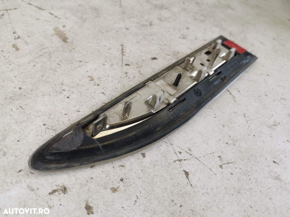Ornament Aripa Dreapta Jaguar  E-Pace 1 2017 2018 2019 2020 Original I - 7