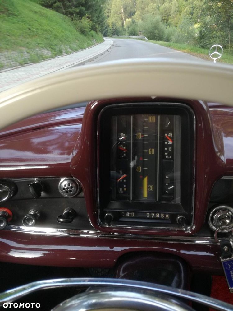 Mercedes-Benz Klasa E - 39