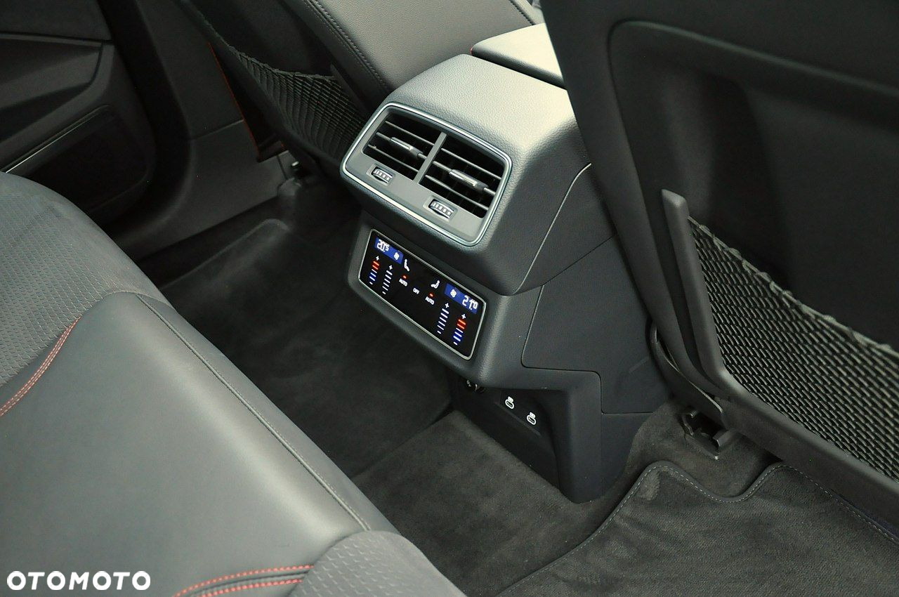 Audi Q8 - 32