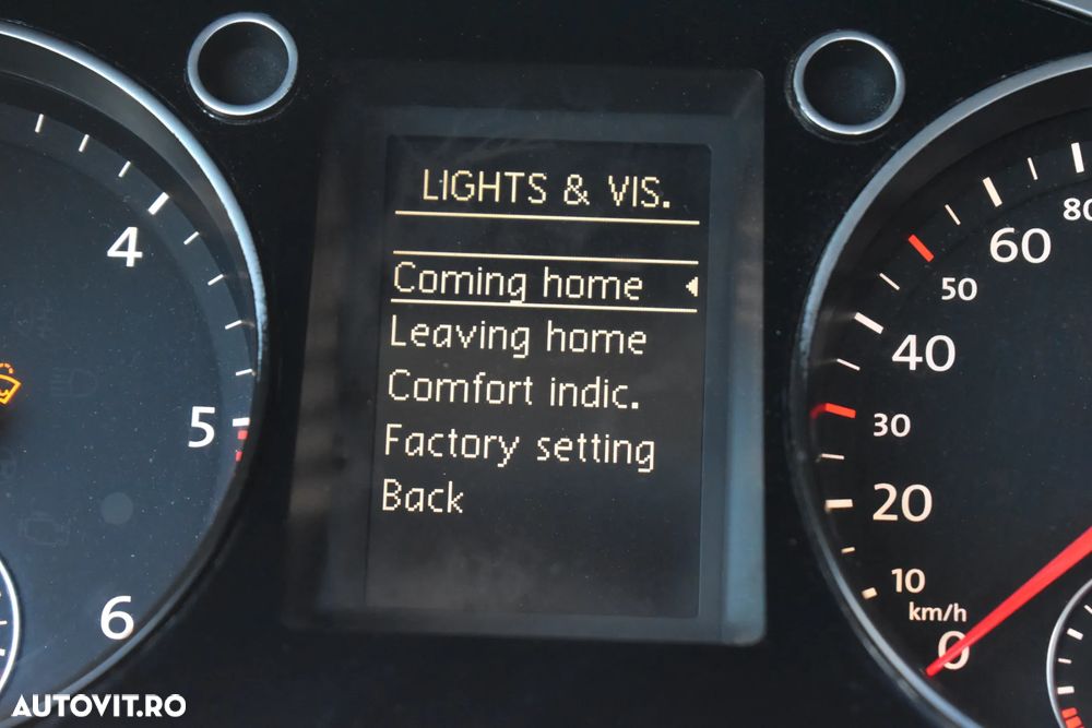 Volkswagen Passat 2.0 TDI DPF 4Motion Sportline - 38