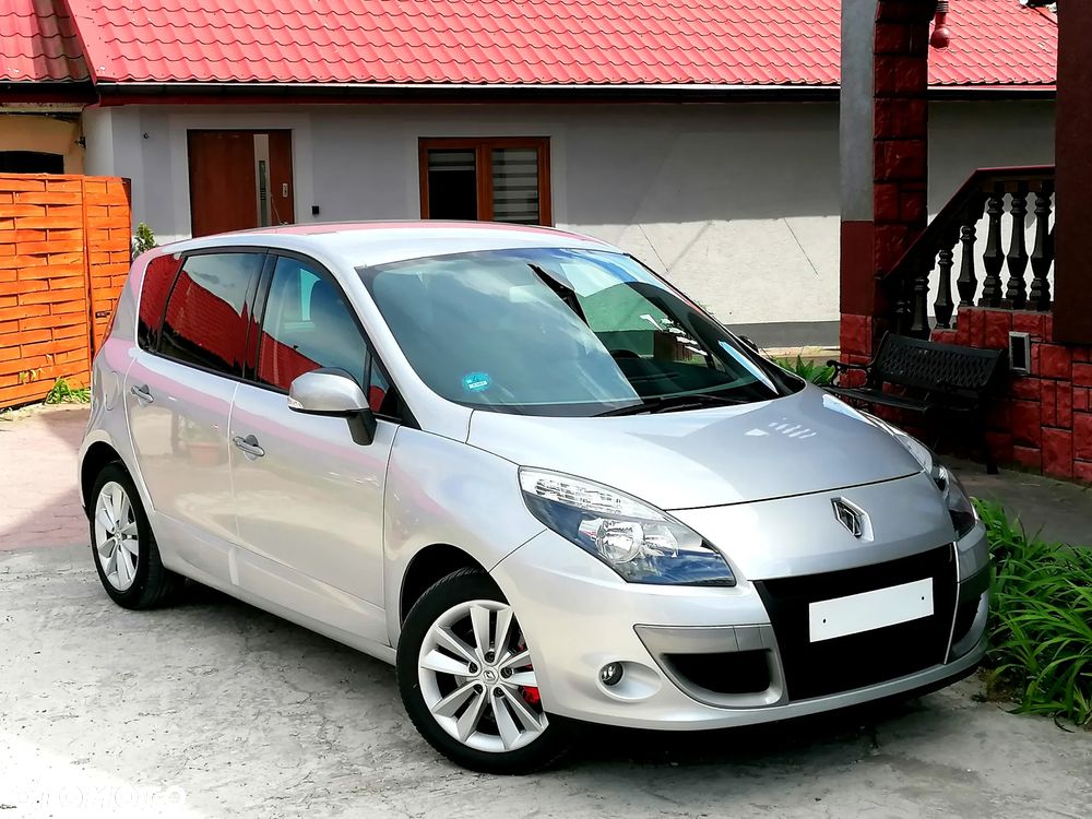 Renault Scenic TCe 130 Bose Edition - 11