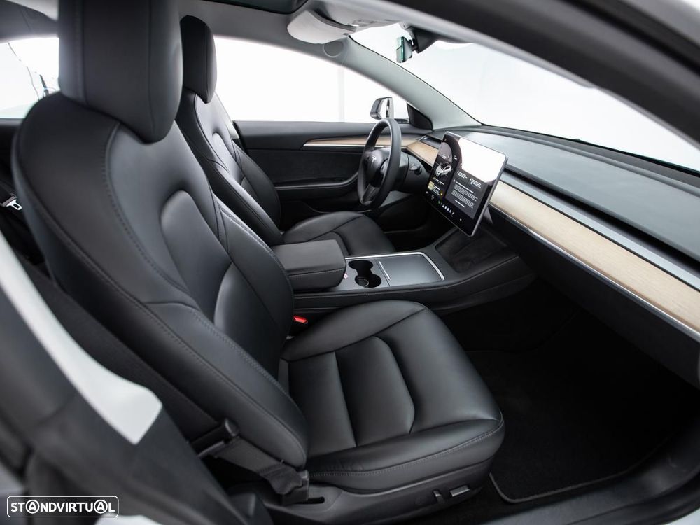 Tesla Model 3 Long Range Tração Traseira - 11