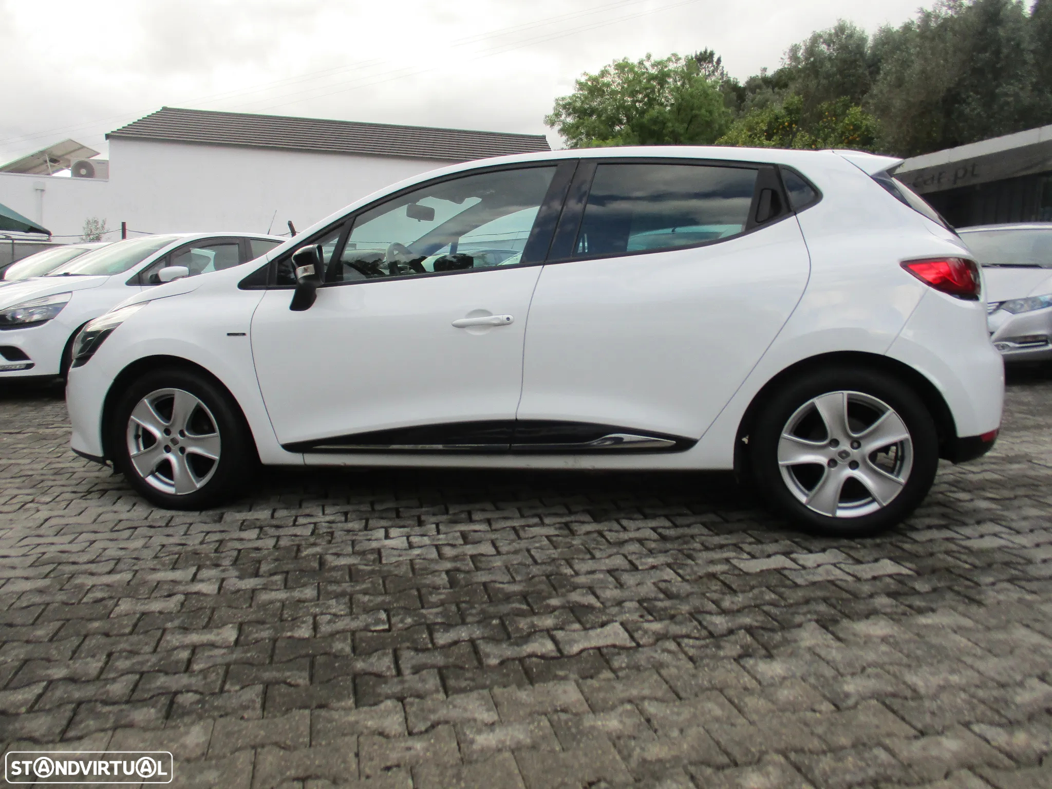 Renault Clio 1.5 dCi Limited - 8