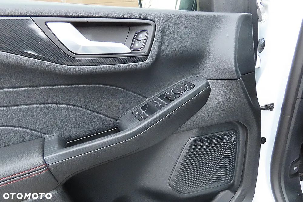 Ford Kuga 2.0 EcoBlue 4x4 ST-LINE X - 22