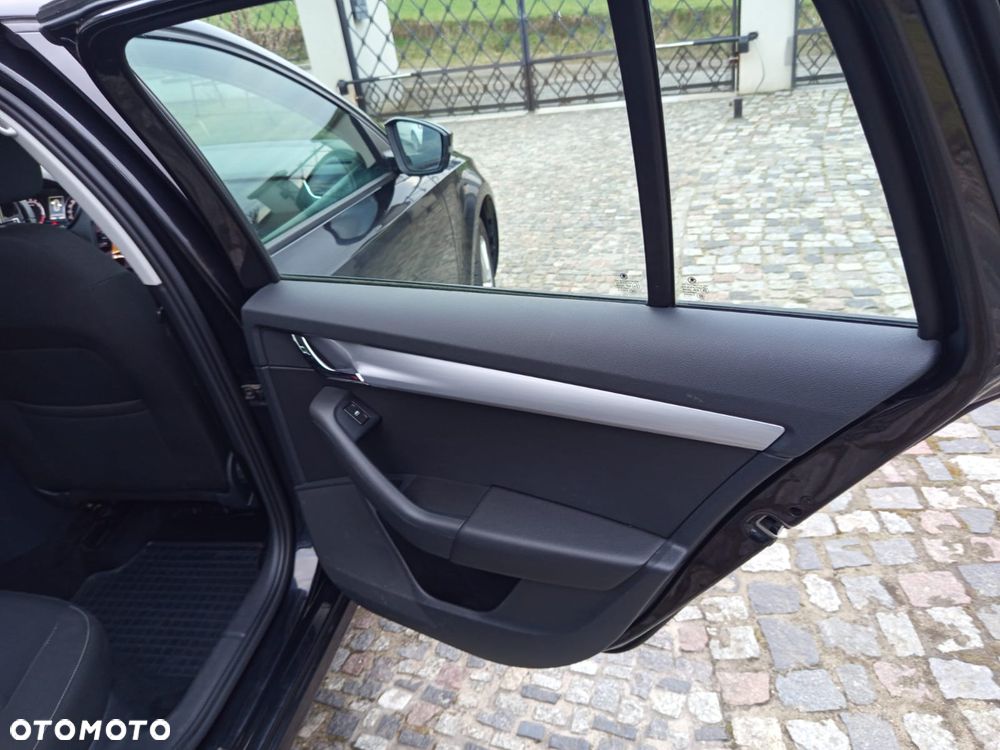 Skoda Octavia 1.6 TDI Style - 10