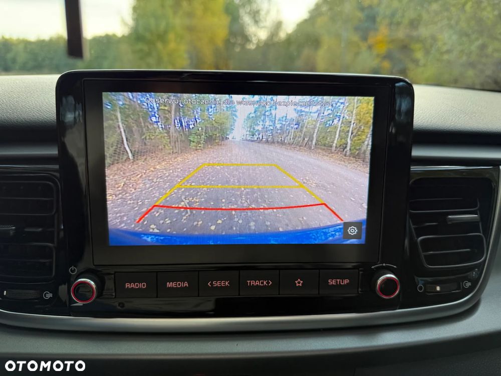 Kia Rio 1.2 L - 19