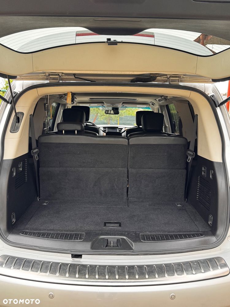 Infiniti QX80 - 8