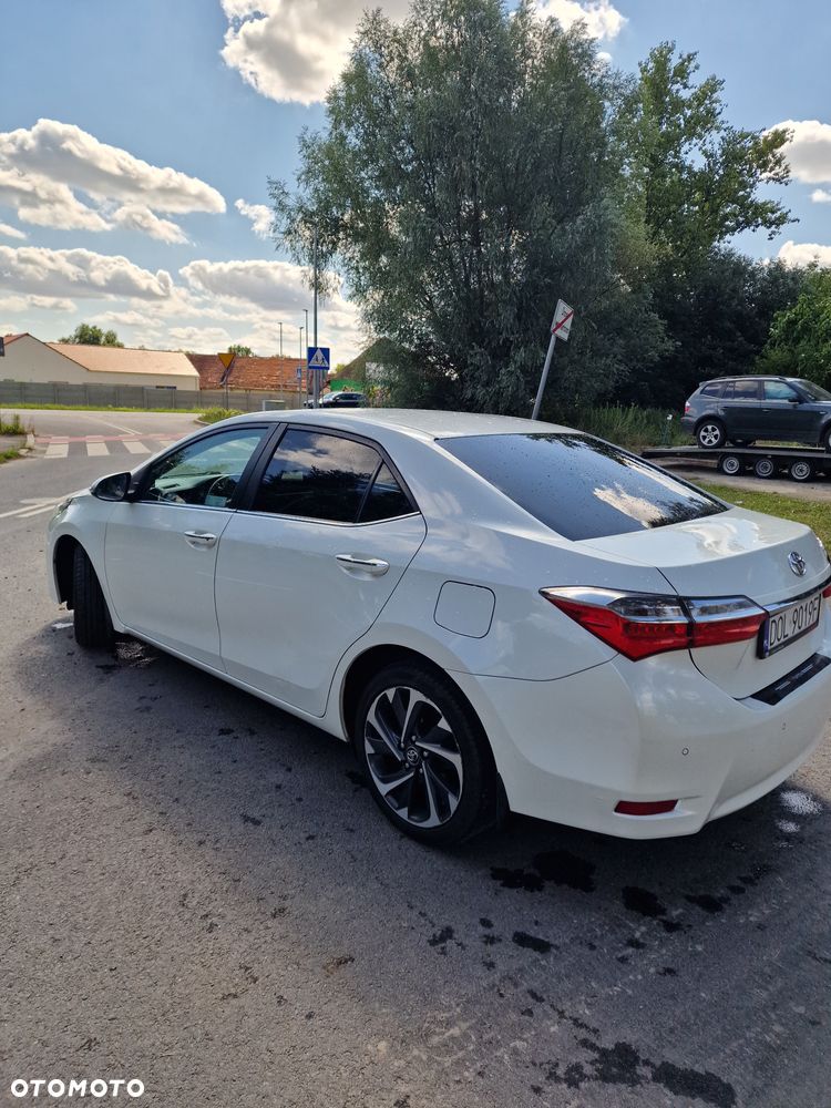 Toyota Corolla 1.6 Prestige MS - 3