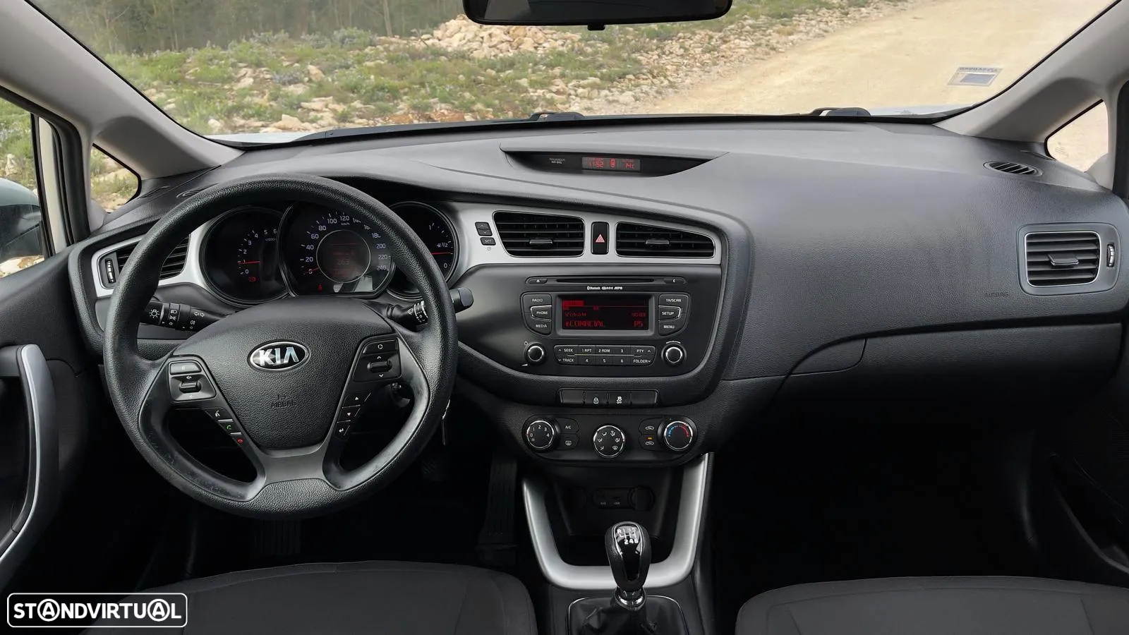 Kia Ceed 1.4 CRDi EX - 29
