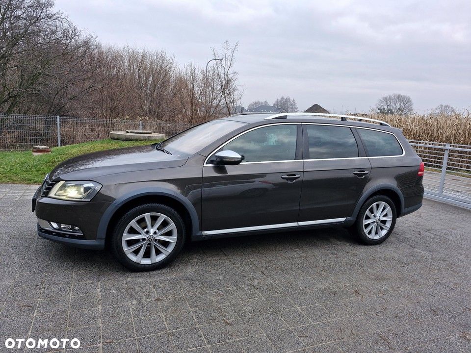 Volkswagen Passat Alltrack - 4