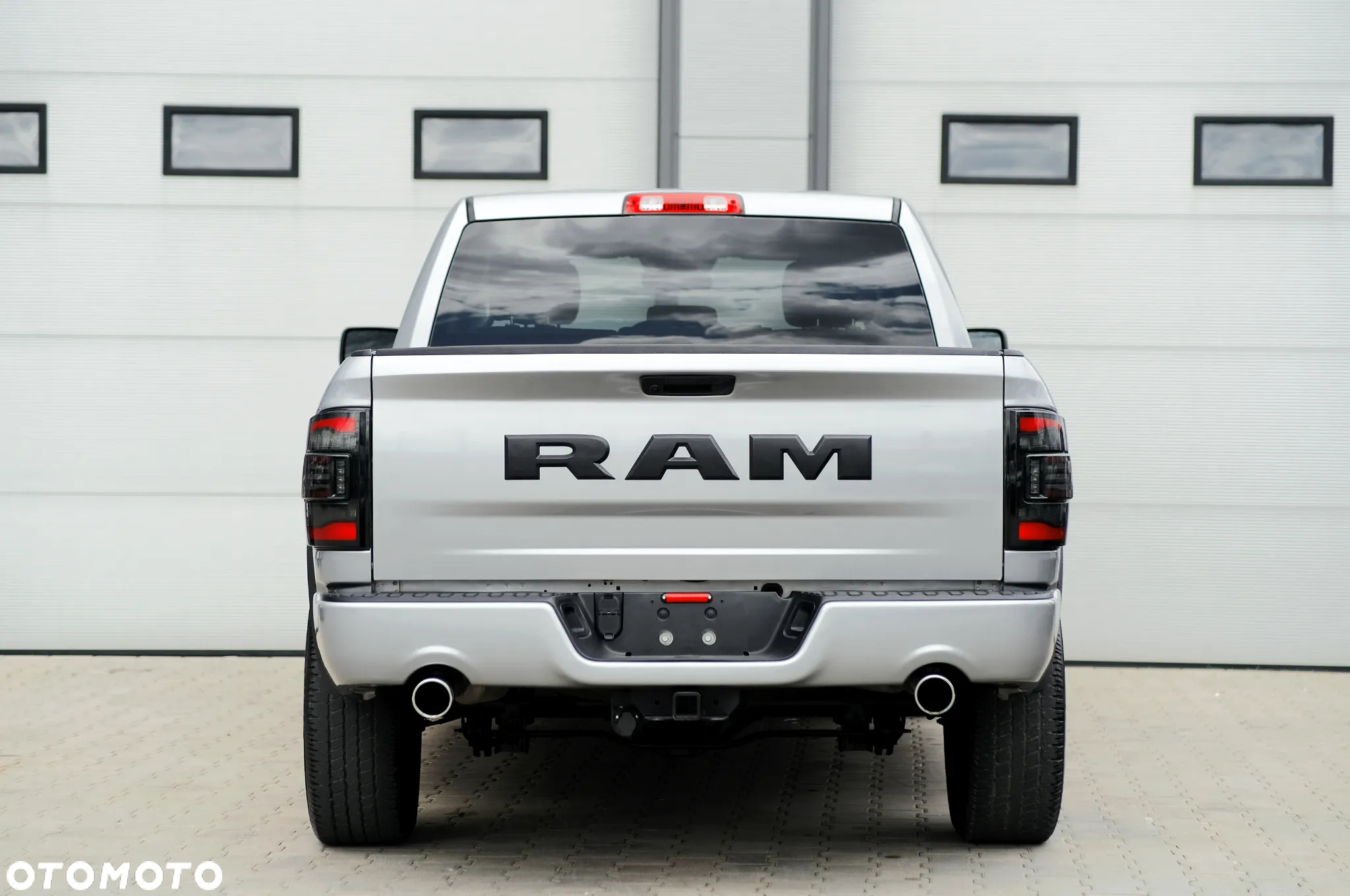 RAM 1500 - 10