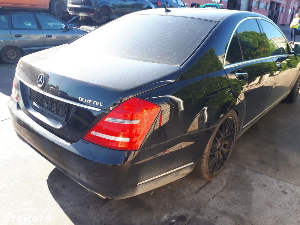 MERCEDES S KLASA W221 LIFT 09-13 3.0 V6 CDI RADIO COMMAND ZMIENIARKA - 30