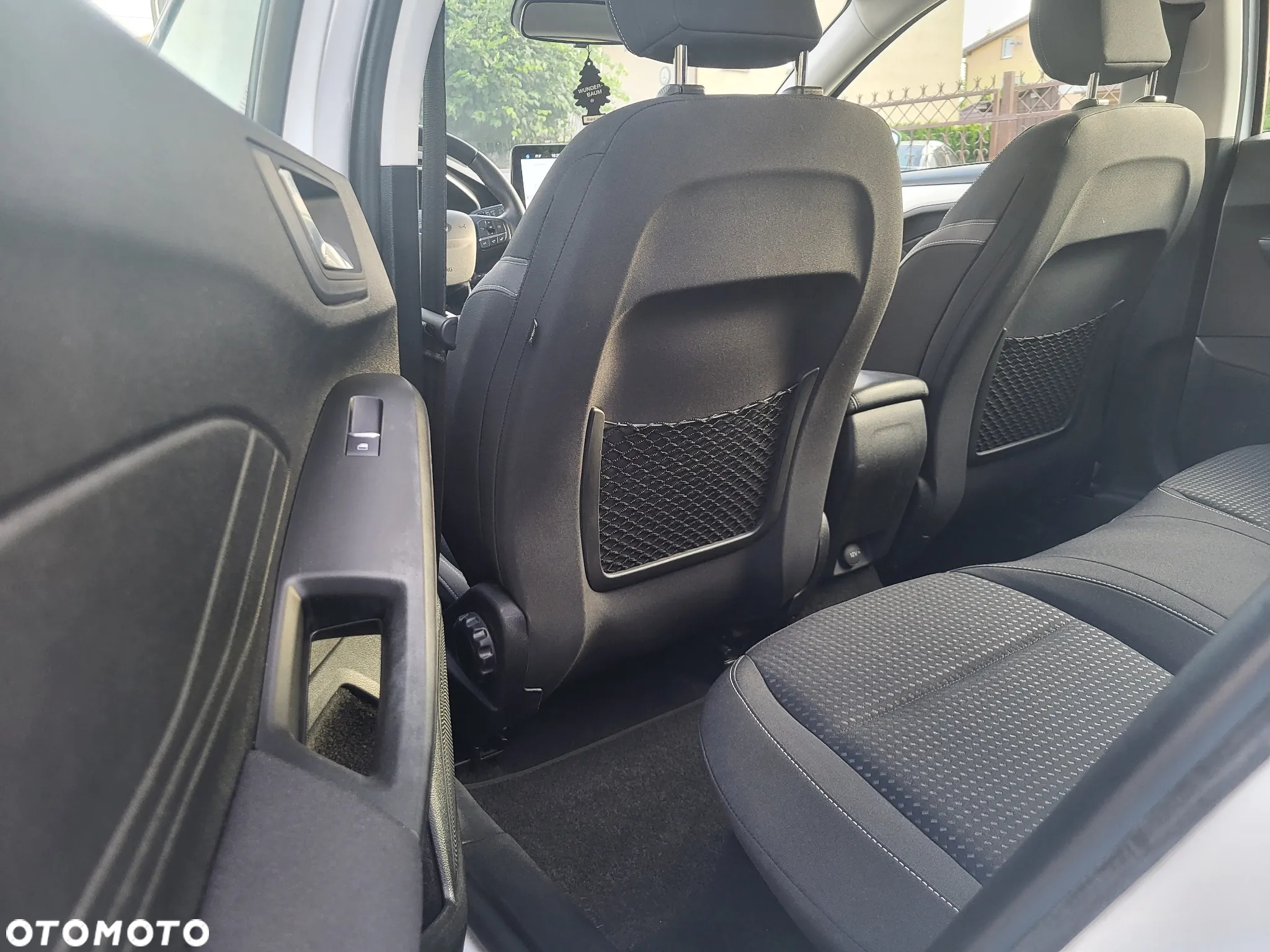 Ford Focus 1.0 EcoBoost Trend Edition Business - 11