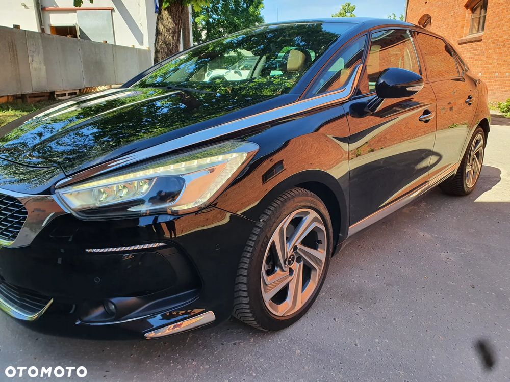 DS Automobiles DS 5 - 9
