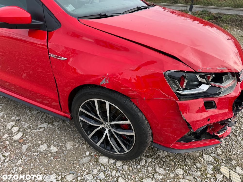 Volkswagen Polo 1.8 TSI (Blue Motion Technology) DSG GTI - 11