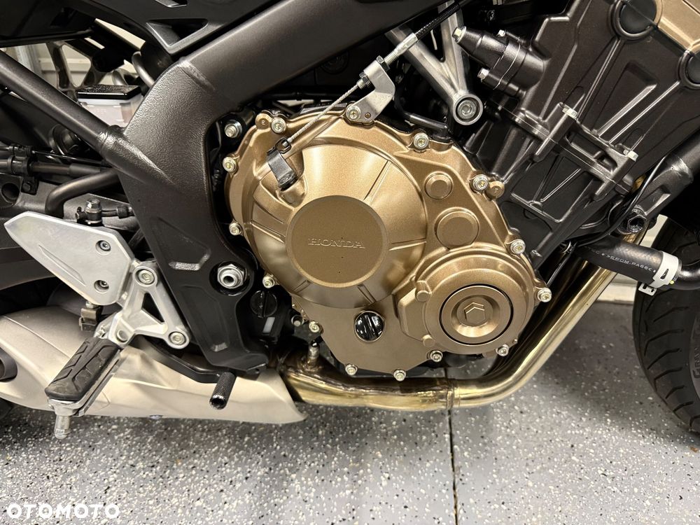 Honda CB - 7