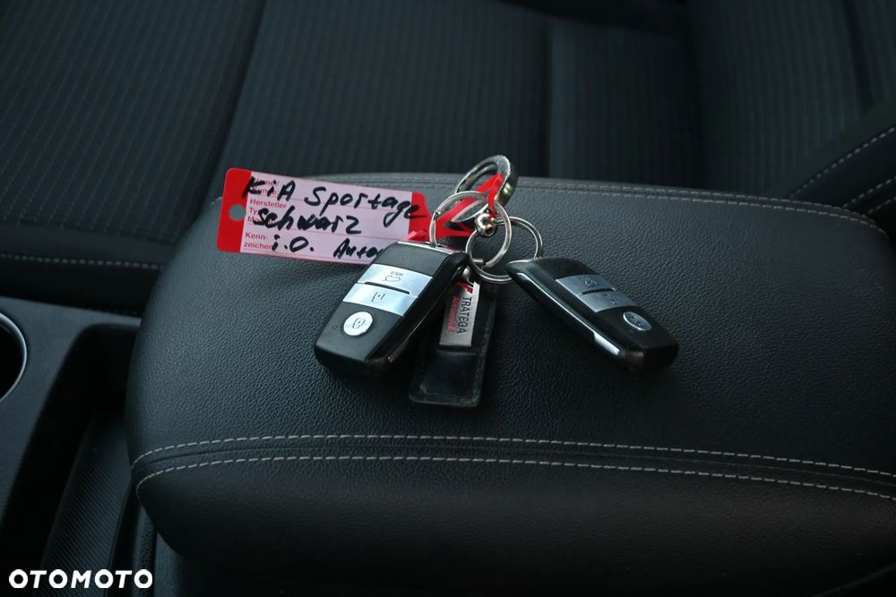 Kia Sportage 1.6 T-GDI Black Edition Plus 4WD DCT - 33
