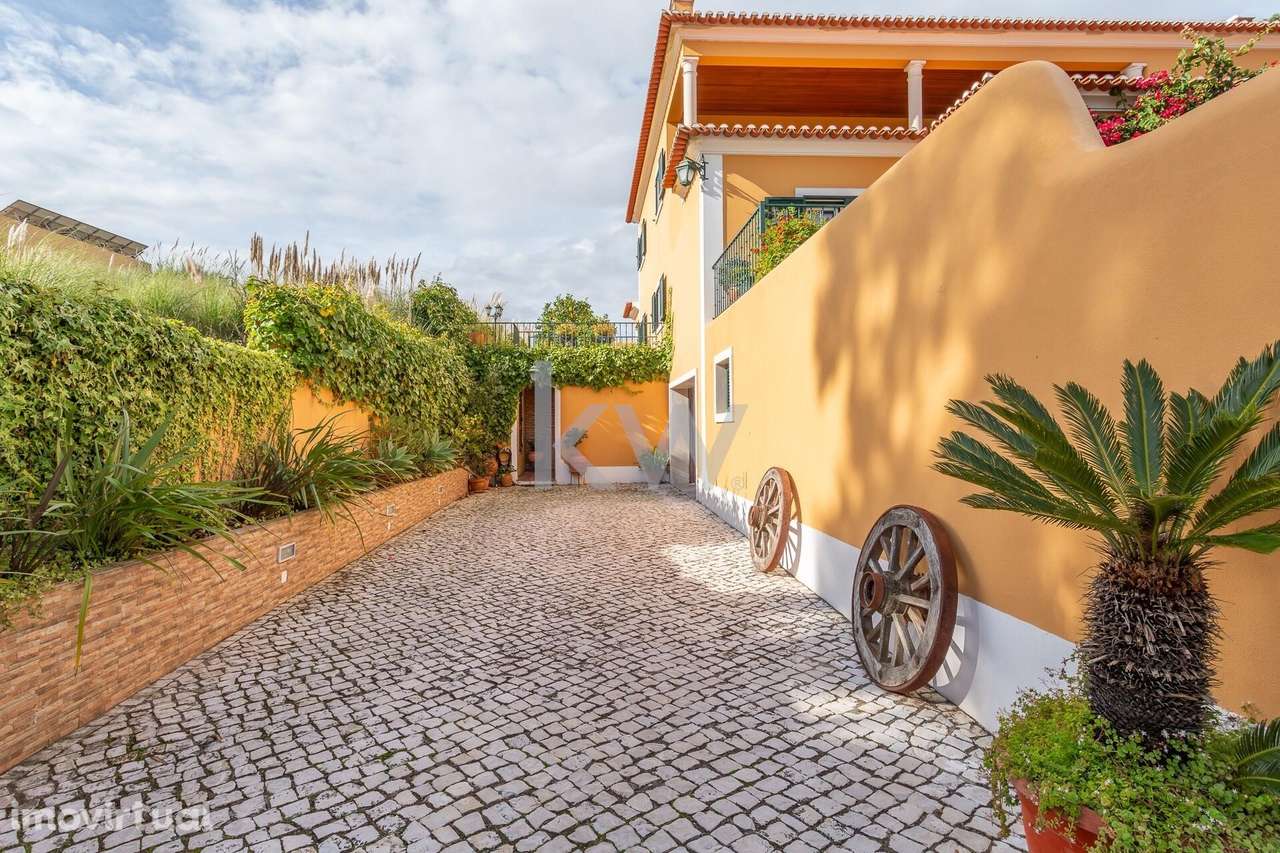 Moradia T5 inserida num lote de 1.011m2 | Quinta do Fez - Turcifal - Grande imagem: 2/60