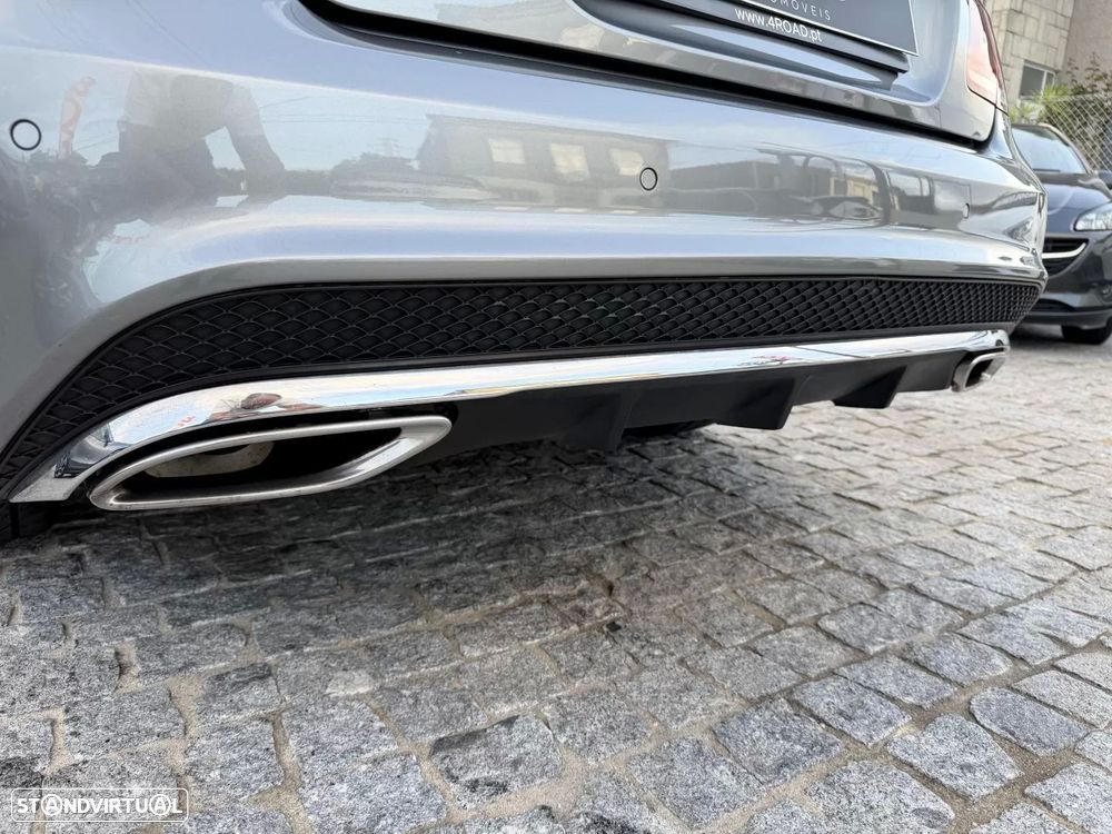 Mercedes-Benz E 220 CDi BlueEfficiency Auto - 21