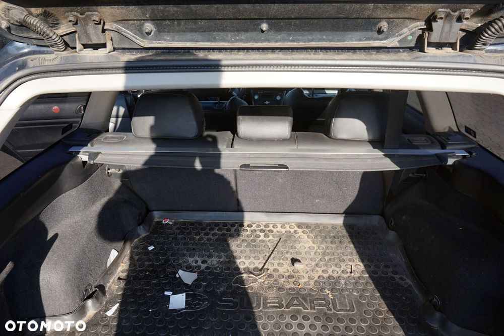 ROLETA BAGAŻNIKA LEGACY IV BL LIFT KOMBI 65550AG040JC SUBARU 2006-2009 - 2