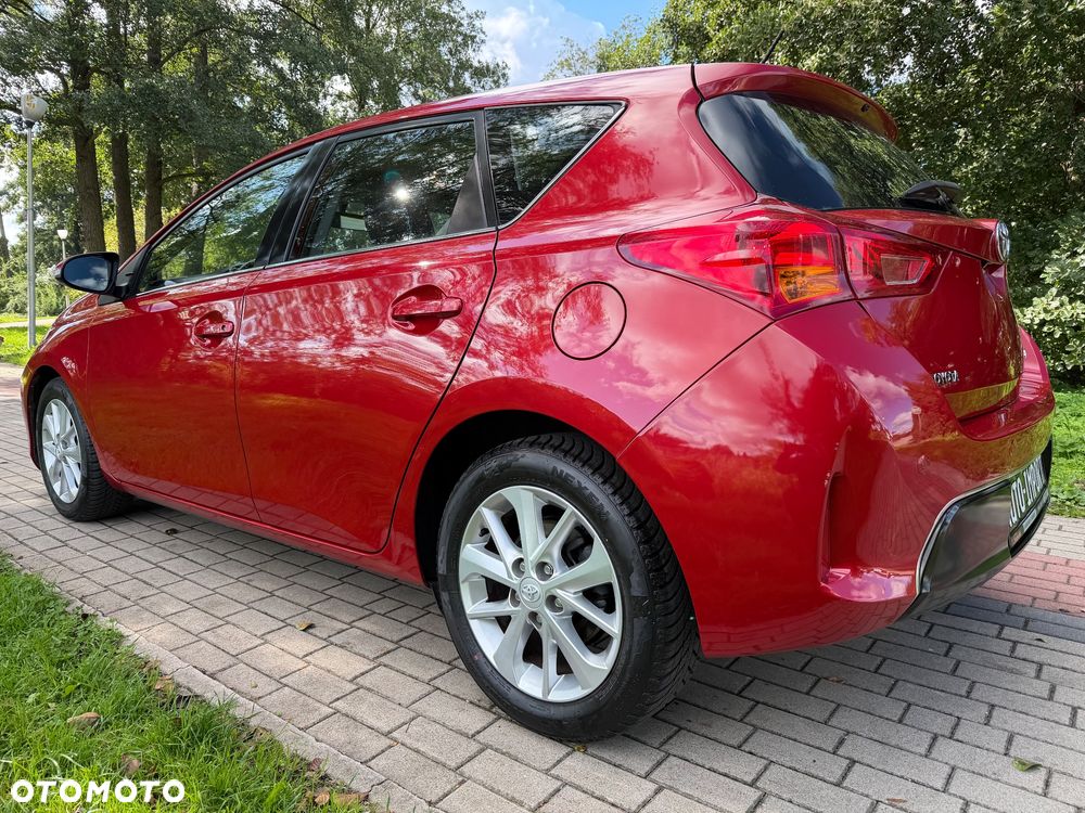 Toyota Auris - 5