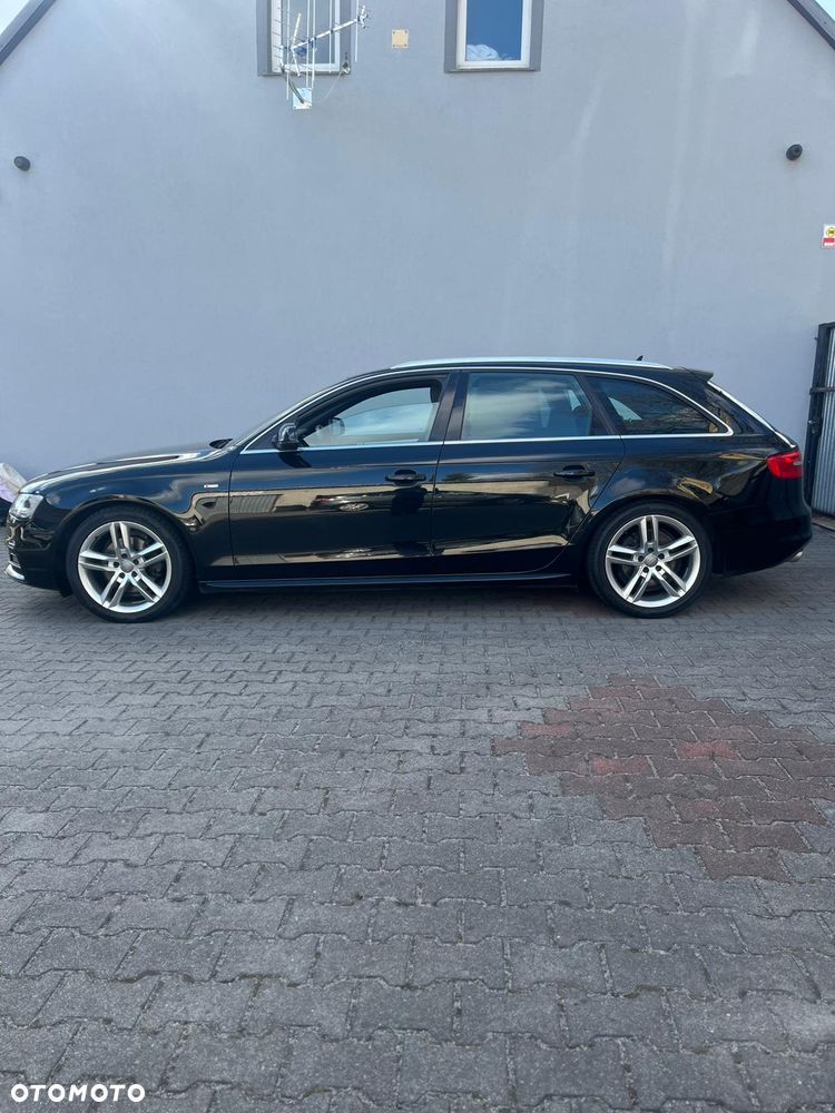 Audi A4 Avant 2.0 TDI DPF clean diesel quattro S tronic S line Sportpaket - 8