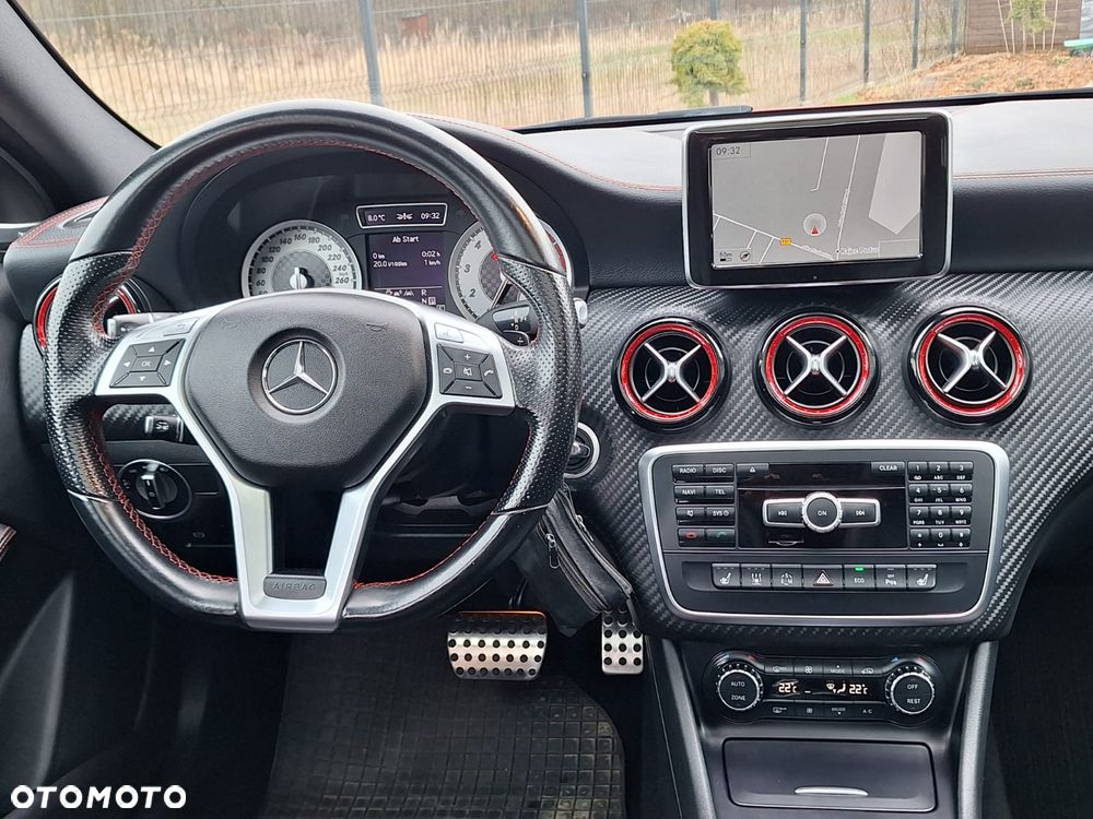 Mercedes-Benz Klasa A 250 (BlueEFFICIENCY) 7G-DCT AMG Sport - 23