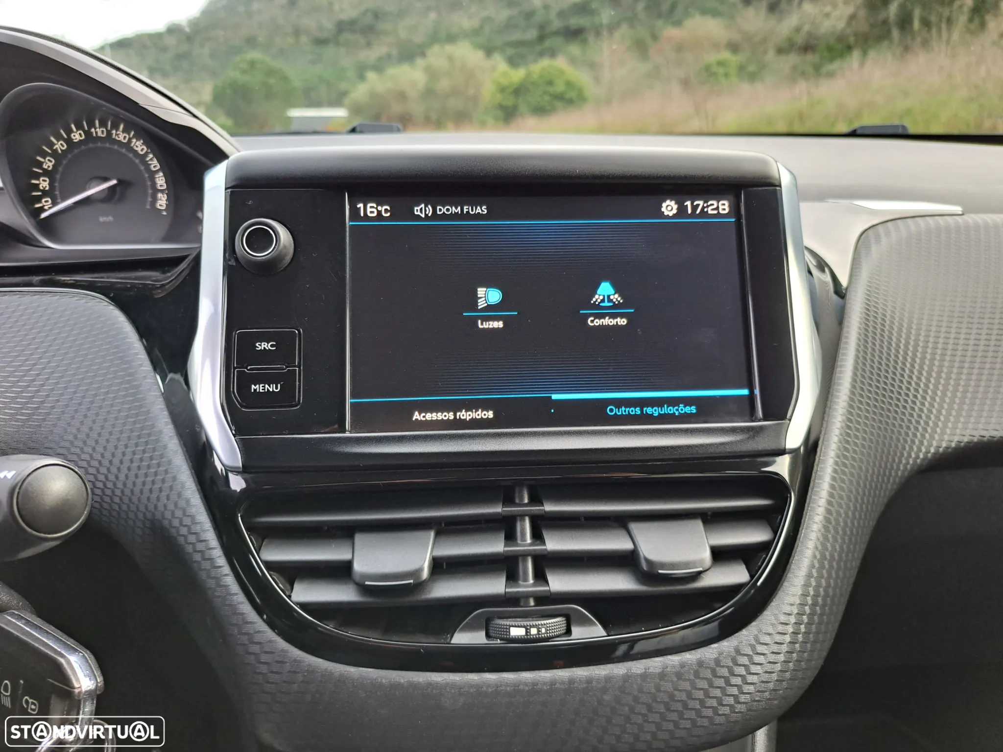 Peugeot 208 1.6 BlueHDi Style - 21
