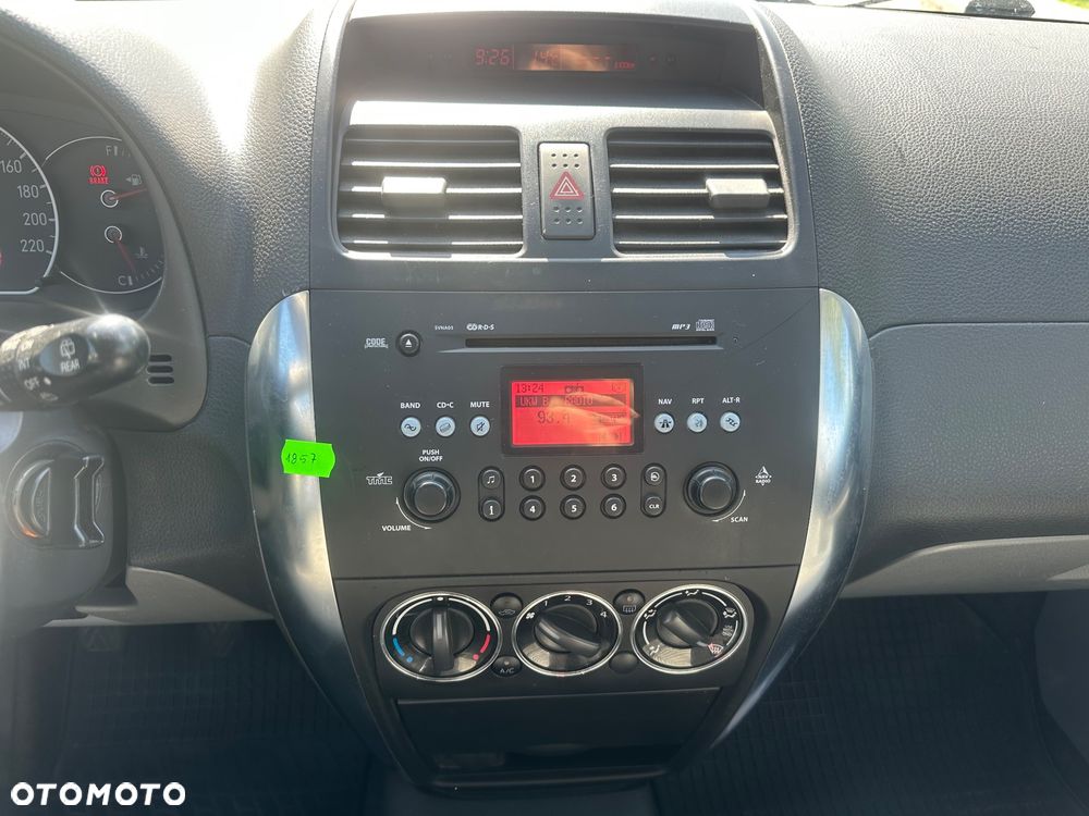 Suzuki SX4 1.9 DDiS DPF 4x2 Comfort - 17