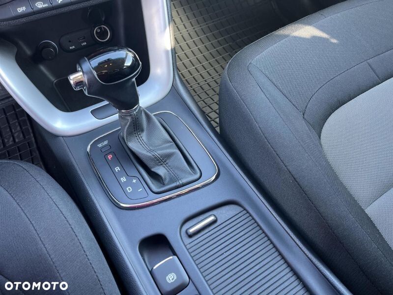 Kia Ceed 1.6 GDI L DCT - 21