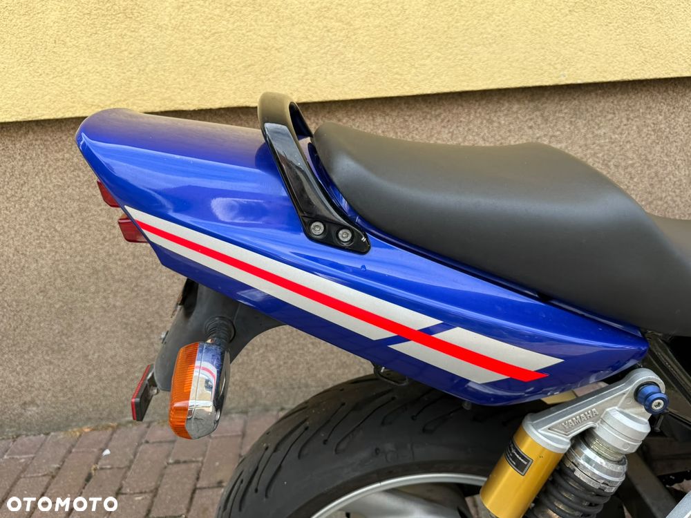 Yamaha XJR - 33